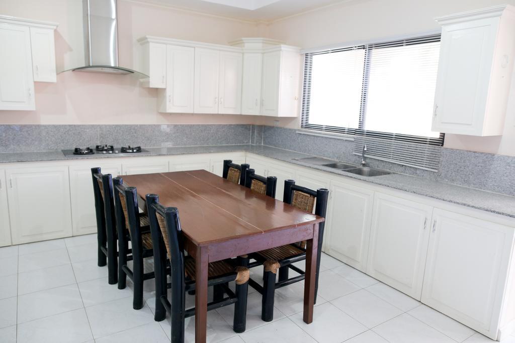 Luzmin Bh - Cottages And Bungalows Oslob Ngoại thất bức ảnh